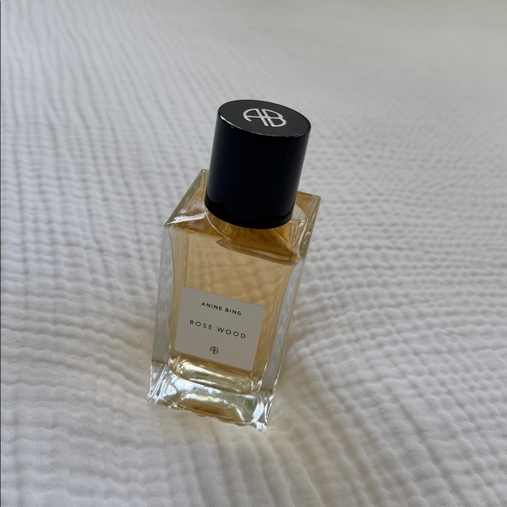 Anine Bing NEW Rose Wood Bottle with Black Cap and Amber Liquid - Picture 2 of 4
